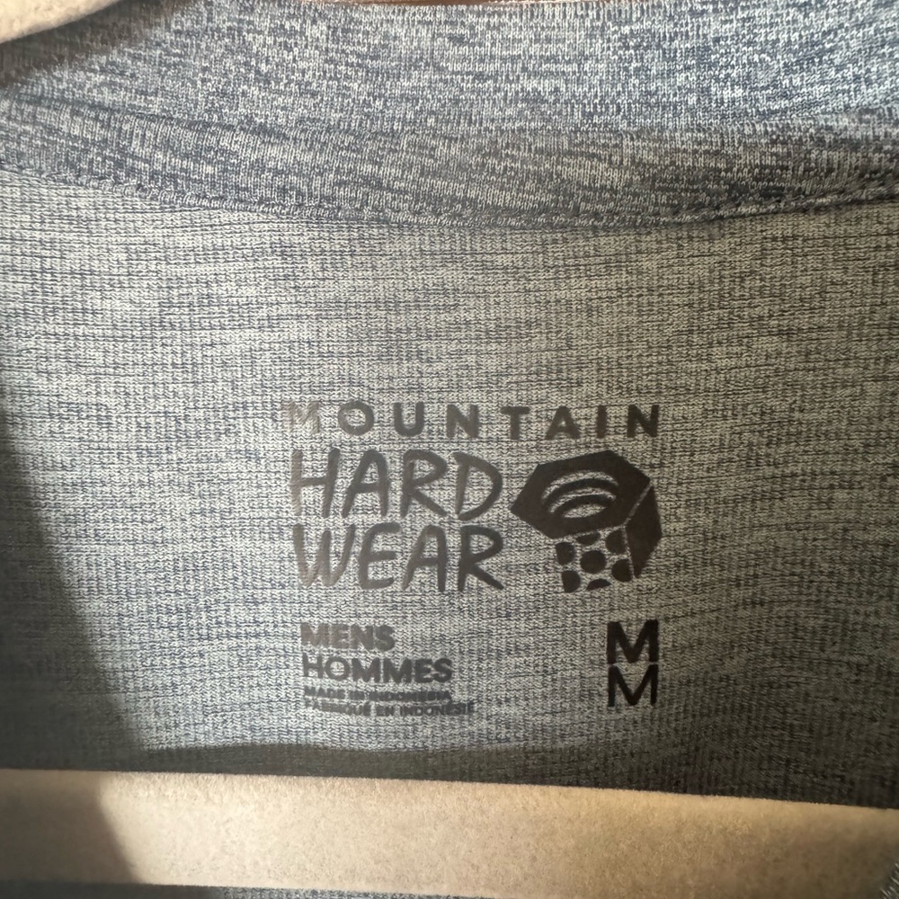 Mountain Hardware T-Shirt